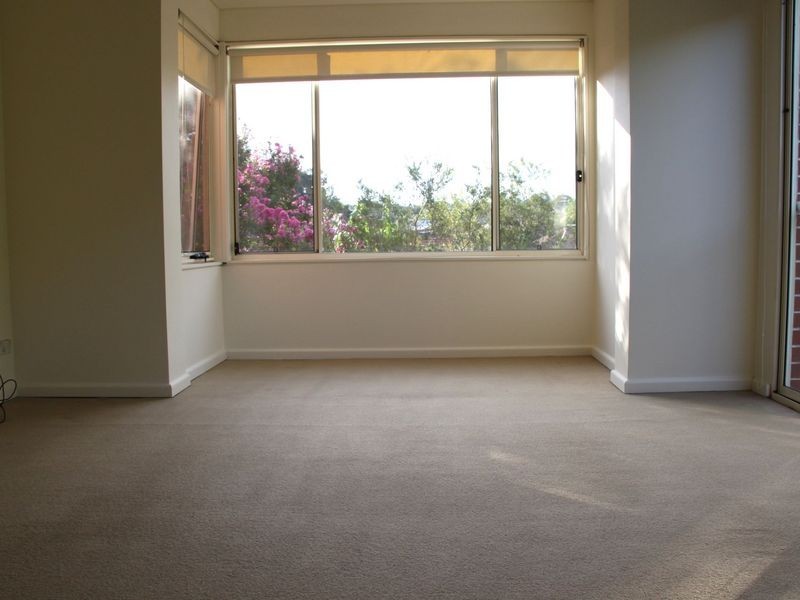 2/39-43 Riverside Crescent, Marrickville NSW 2204