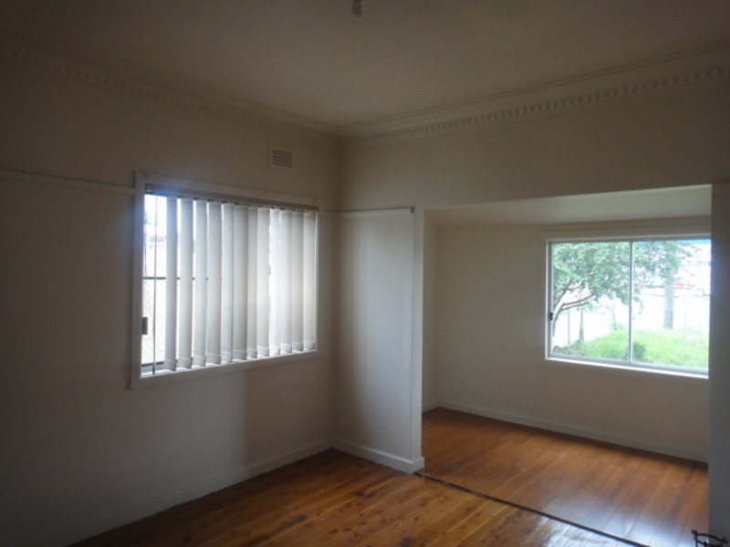 271 Hume Highway, Greenacre NSW 2190