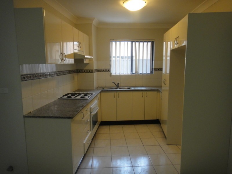 8/56 Ninth Ave, Campsie NSW 2194