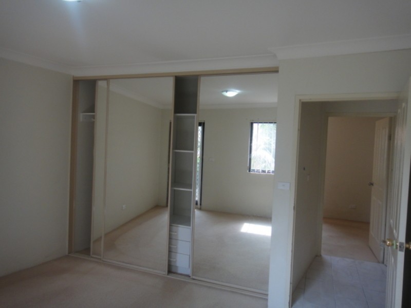 8/56 Ninth Ave, Campsie NSW 2194