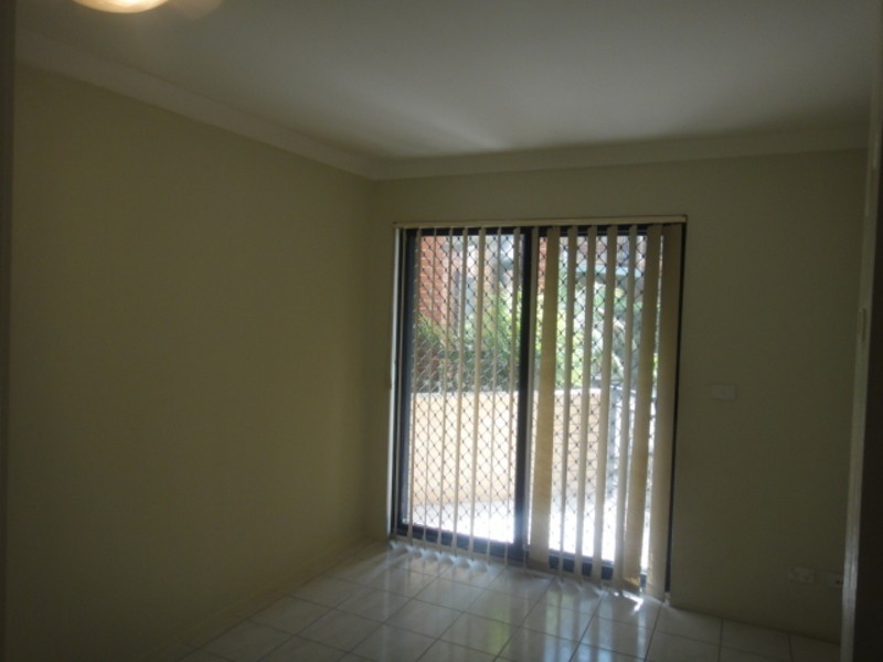 8/56 Ninth Ave, Campsie NSW 2194