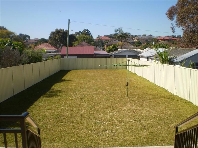 56 Beauchamp St, Wiley Park NSW 2195