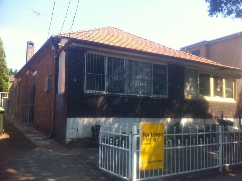 82 Ninth Ave, Campsie NSW 2194
