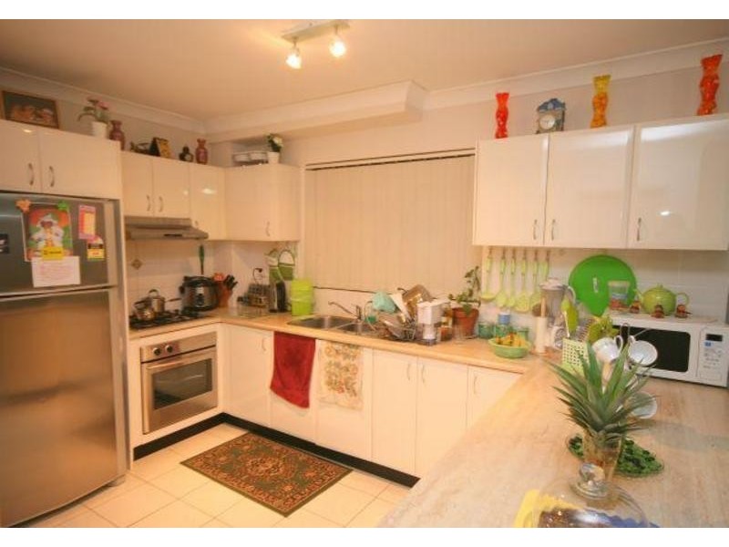 12/8 Chertsey Ave, Bankstown NSW 2200