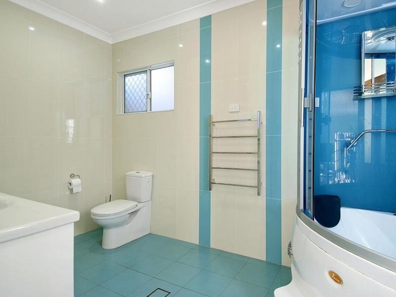 47 Myers St, Roselands NSW 2196