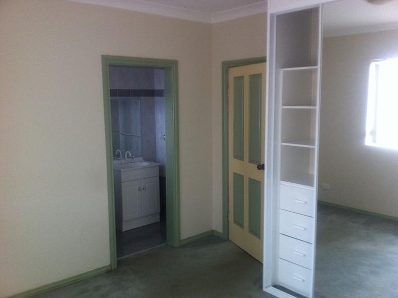 32a Wentworth Ave, Croydon Park NSW 2133