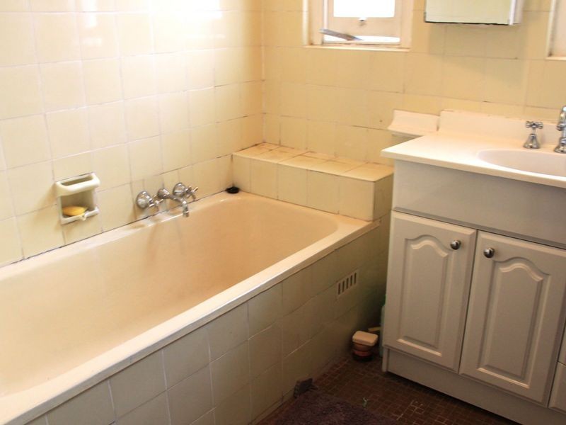 119 Kingsgrove Rd, Kingsgrove NSW 2208