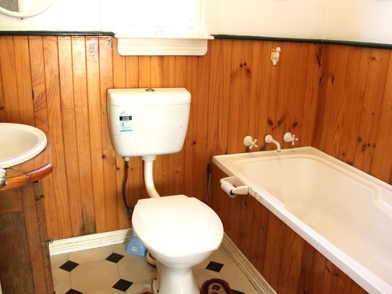 18 Garrong Rd, Lakemba NSW 2195