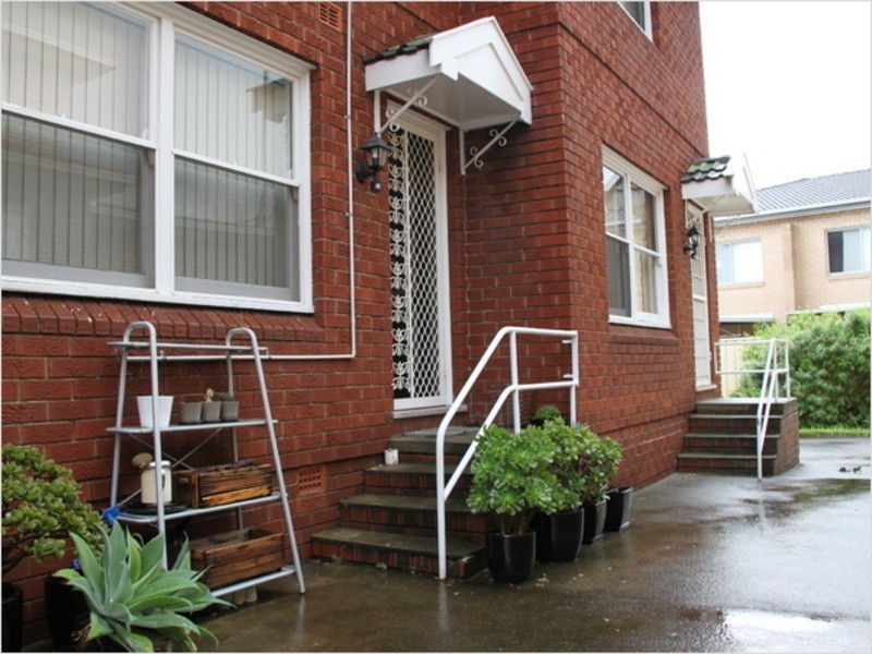 779 Campsie St, Campsie NSW 2194