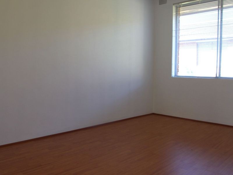 6 Ferguson St, Wiley Park NSW 2195