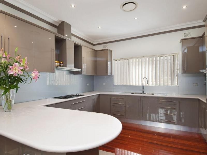 5 Cressy St, Canterbury NSW 2193