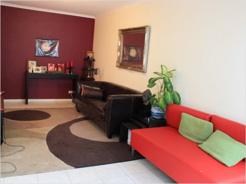 8 THIRD AVE, Campsie NSW 2194