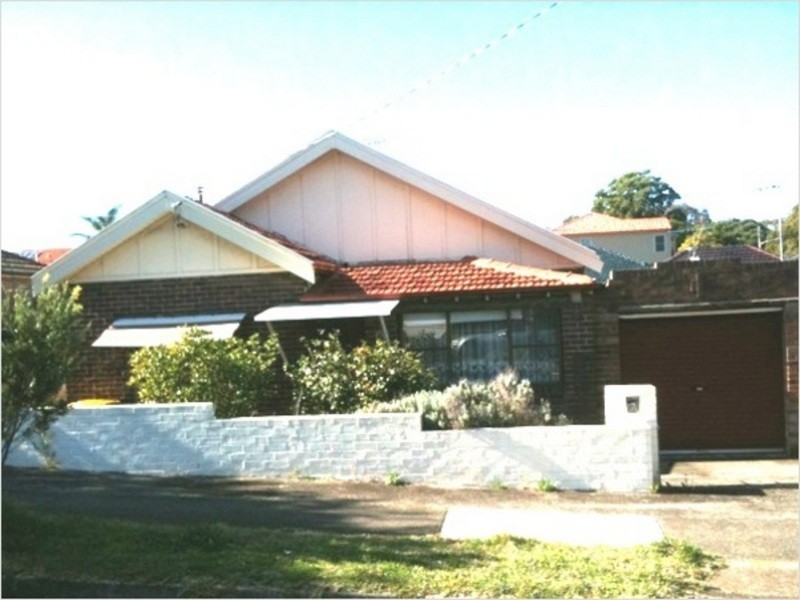 6 Morgan St, Earlwood NSW 2206