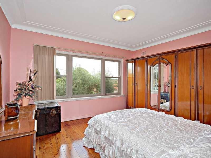 1a Arinya St, Kingsgrove NSW 2208