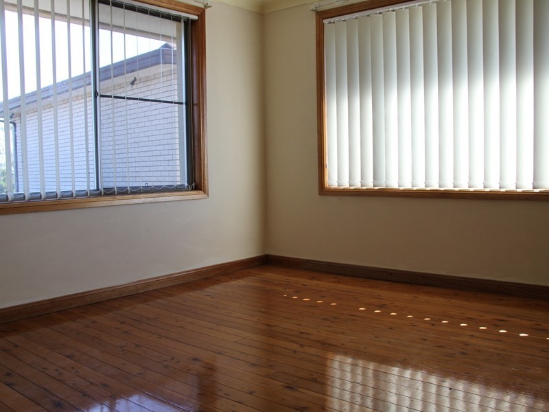 Flat 2/571A King Georges Rd, Penshurst NSW 2222