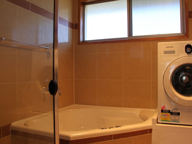 Flat 2/571A King Georges Rd, Penshurst NSW 2222