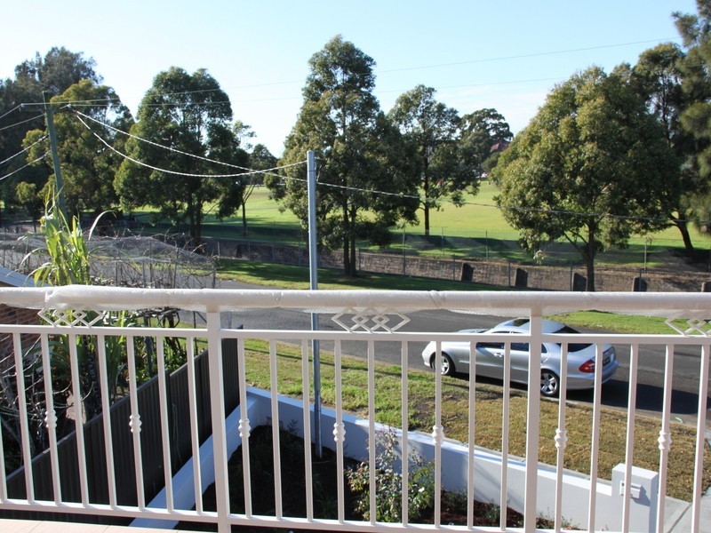 18E KOALA ROAD, Greenacre NSW 2190