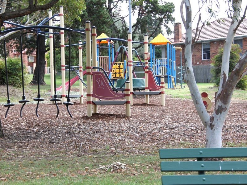 94 Staples St, Kingsgrove NSW 2208