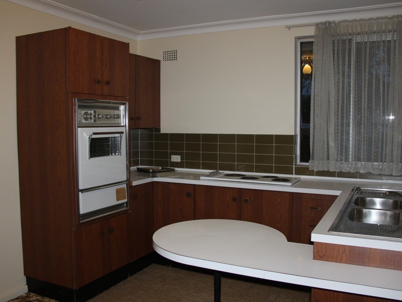 18 Hillcrest Ave, Ashfield NSW 2131