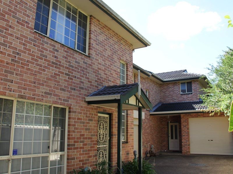 2/3 THIRD AVE, Campsie NSW 2194