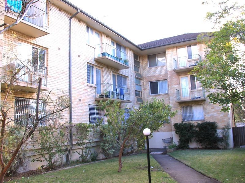 4/10 The Avenue, Ashfield NSW 2131