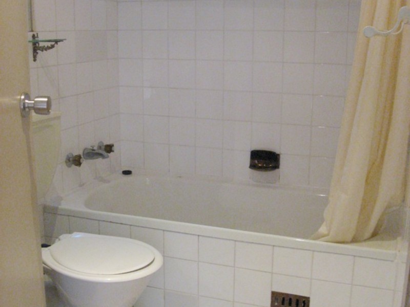 2/73 First Ave, Campsie NSW 2194