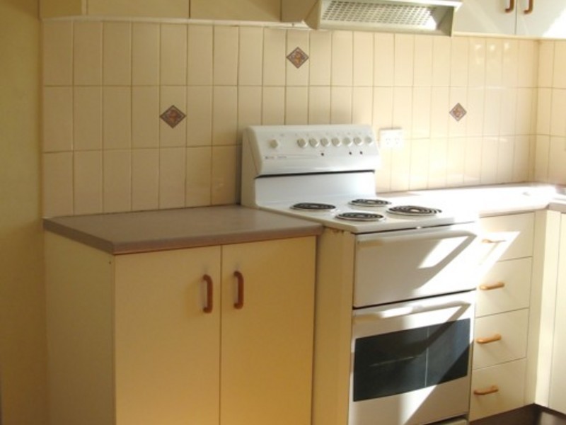 2/73 First Ave, Campsie NSW 2194