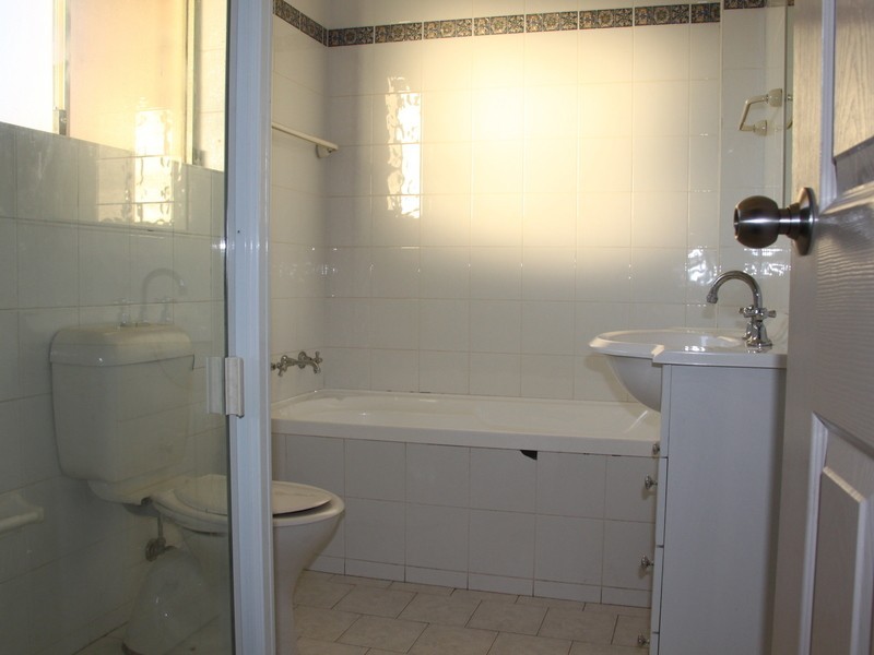 3/26 Marlowe St, Campsie NSW 2194