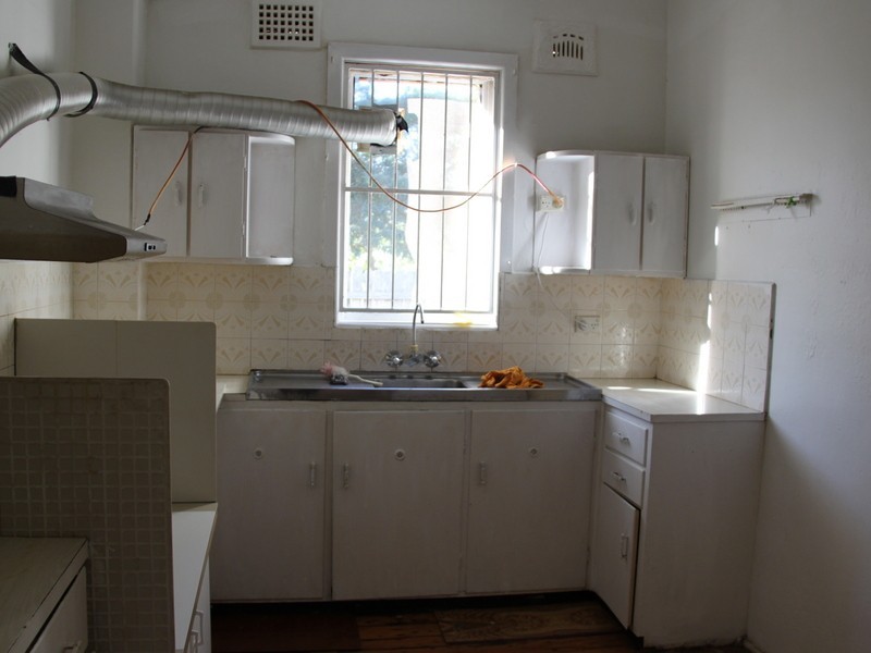 6 Beamish St, Campsie NSW 2194