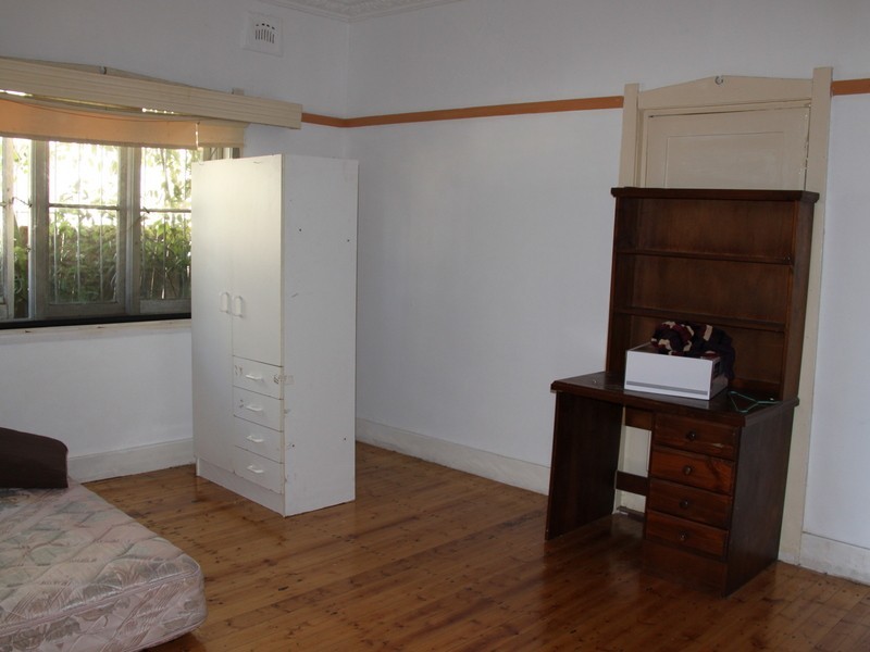 6 Beamish St, Campsie NSW 2194