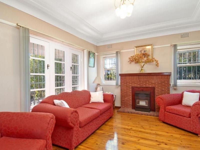 119 Kingsgrove Rd, Kingsgrove NSW 2208