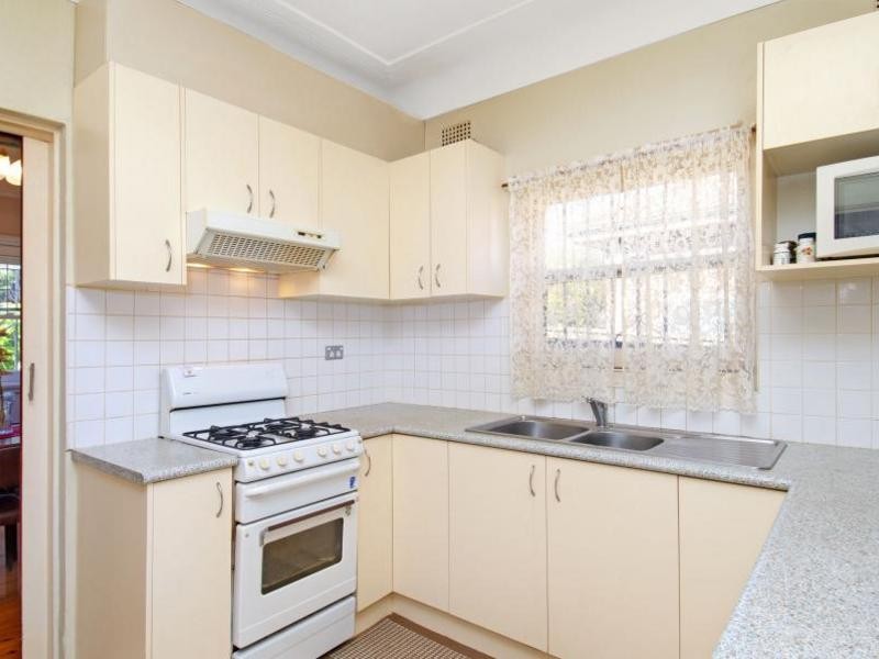 119 Kingsgrove Rd, Kingsgrove NSW 2208