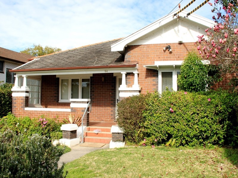 94 EVALINE ST, Campsie NSW 2194