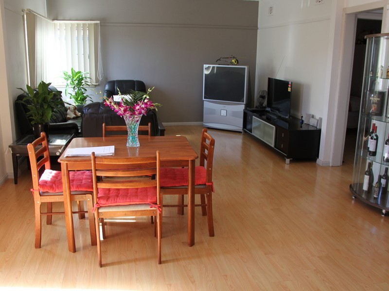 62 Forsyth St, Kingsgrove NSW 2208