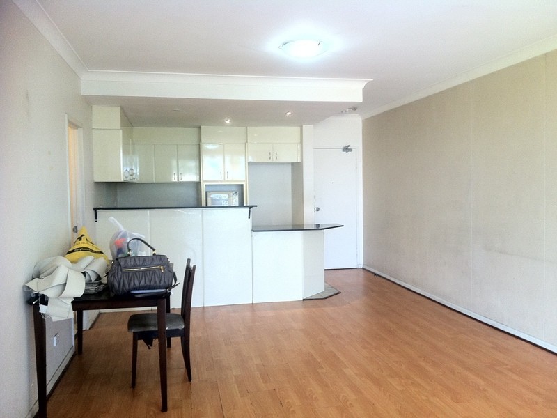 410/16  Meredith St, Bankstown NSW 2200