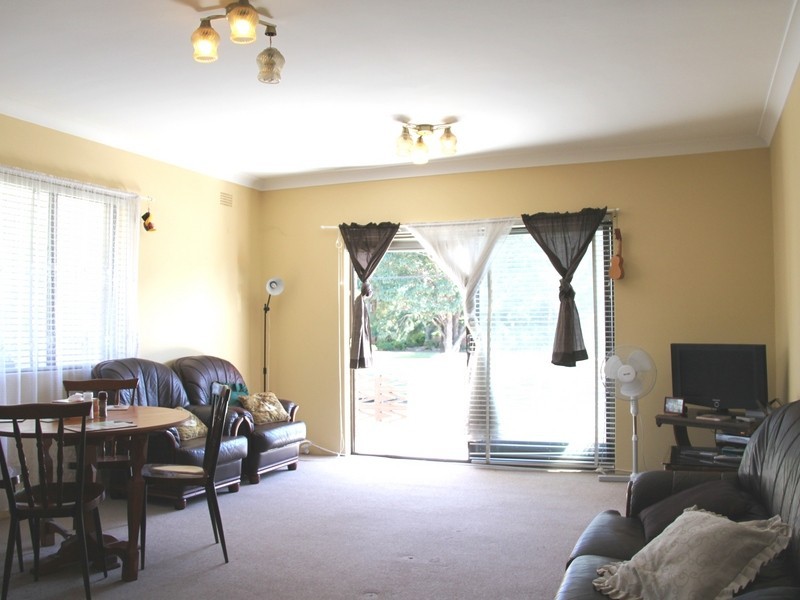 28 Claremont St, Campsie NSW 2194