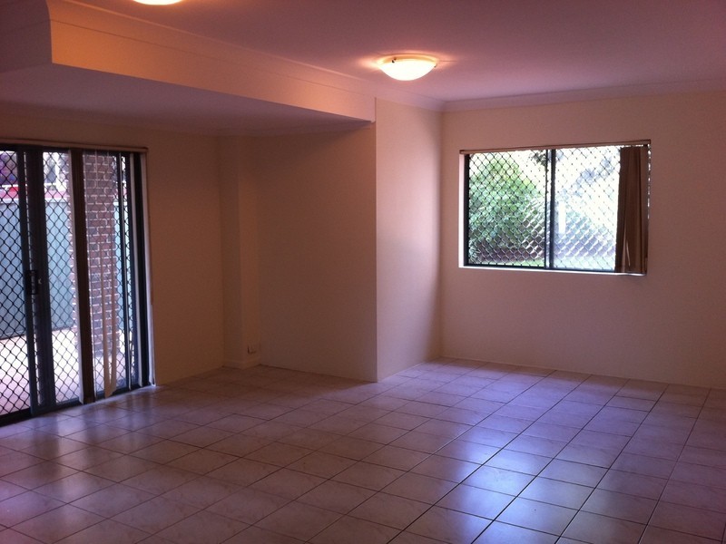 3/48 Cairds Ave, Bankstown NSW 2200