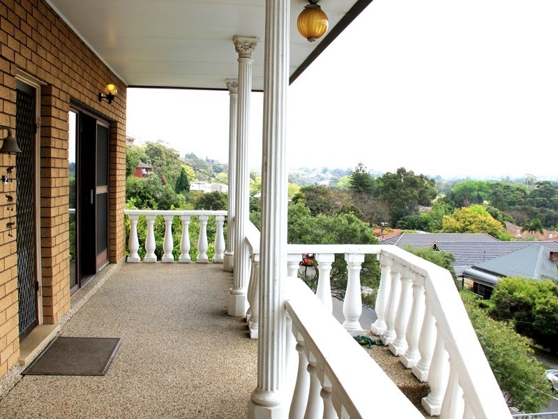 48 Undercliffe Rd, Earlwood NSW 2206