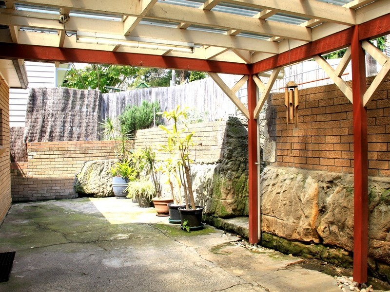 48 Undercliffe Rd, Earlwood NSW 2206