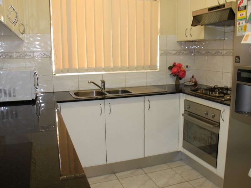 2/95 Rosemont St, Punchbowl NSW 2196