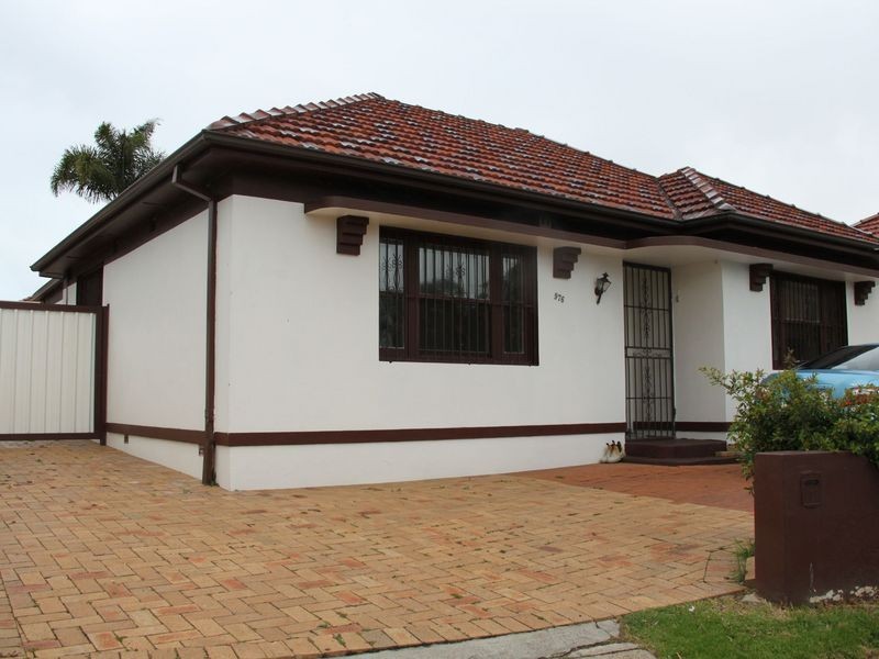 976 Canterbury Rd, Roselands NSW 2196