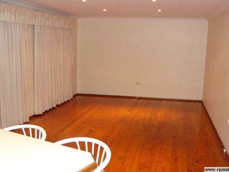 3 Hishion Place, Georges Hall NSW 2198