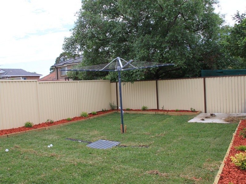 34 Wesley St, Greenacre NSW 2190