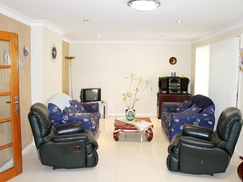 69 Inverness Ave, Penshurst NSW 2222