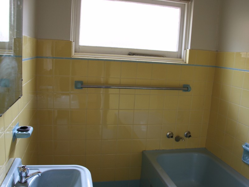 17 Michael Ave, Belfield NSW 2191