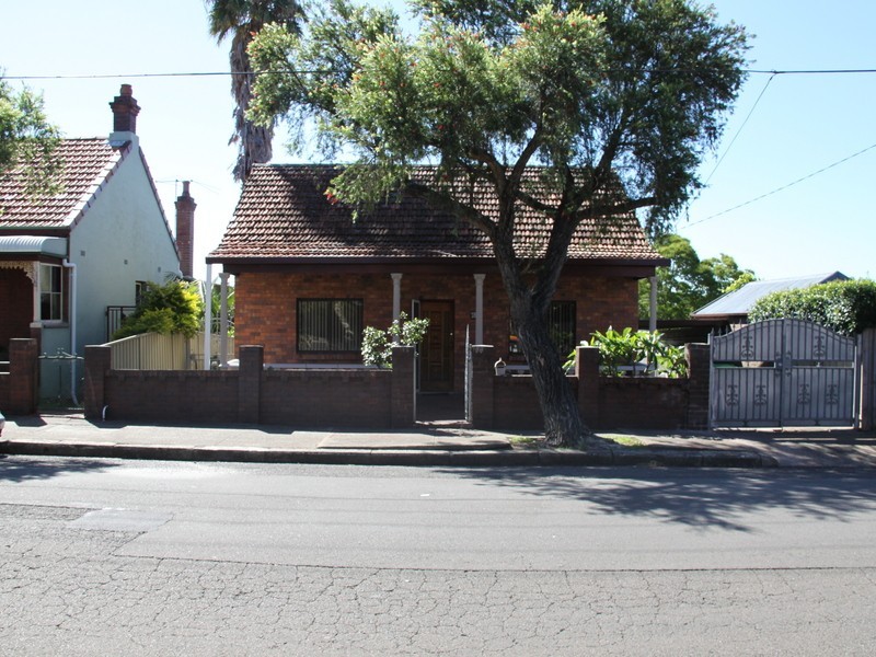 188 Denison Rd, Dulwich Hill NSW 2203