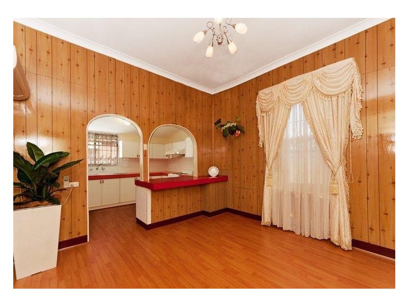 126 Ninth Ave, Campsie NSW 2194