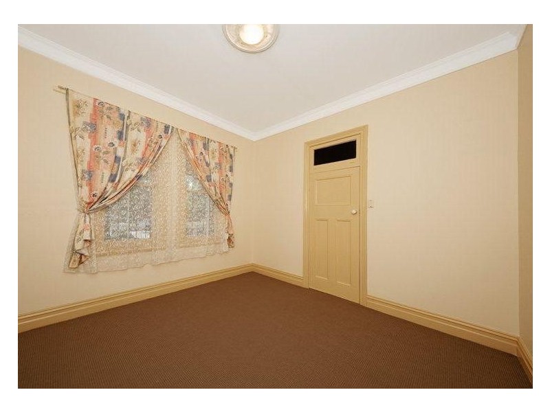 126 Ninth Ave, Campsie NSW 2194