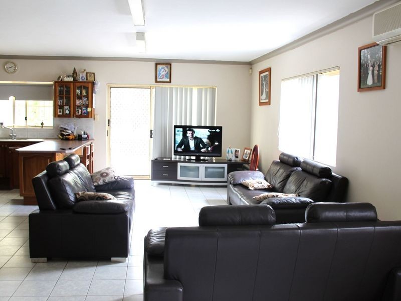 8 Beamish St, Campsie NSW 2194