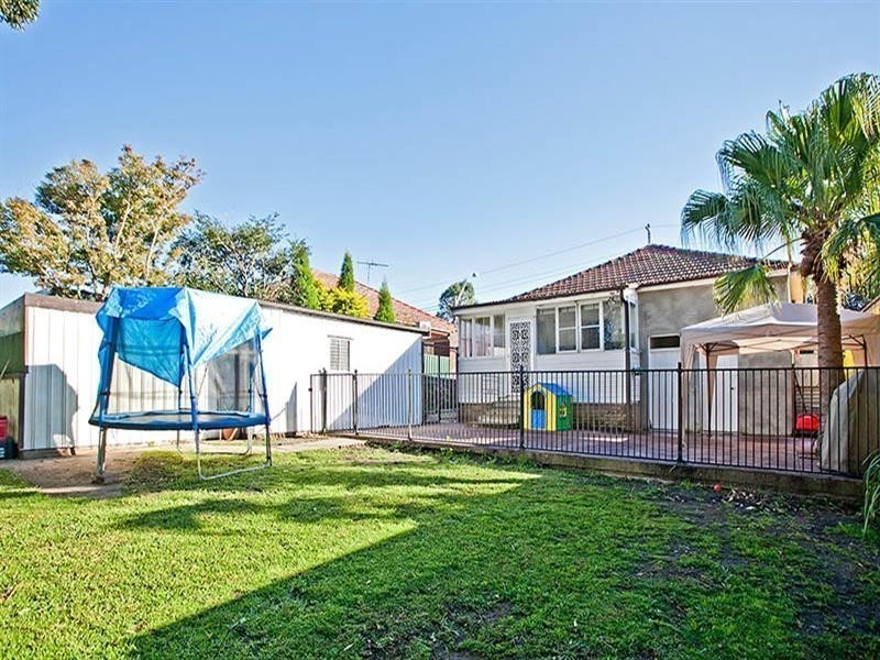 221  Stoney Creek Road, Kingsgrove NSW 2208